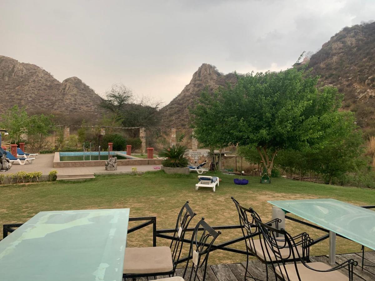 Grass Field Valley Resort Jaipur Eksteriør billede