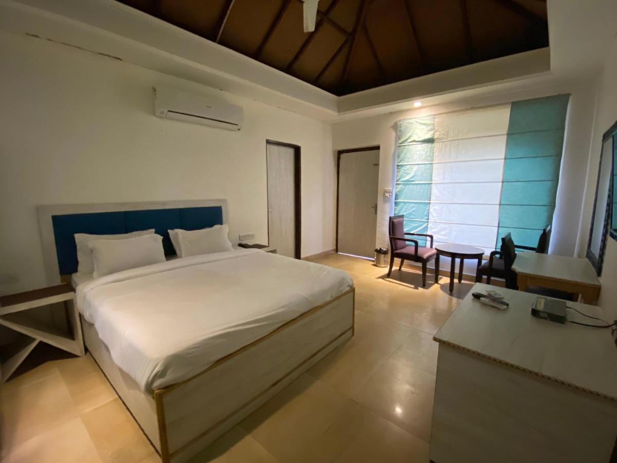 Grass Field Valley Resort Jaipur Eksteriør billede